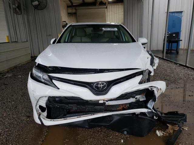  TOYOTA CAMRY 2019 Белы
