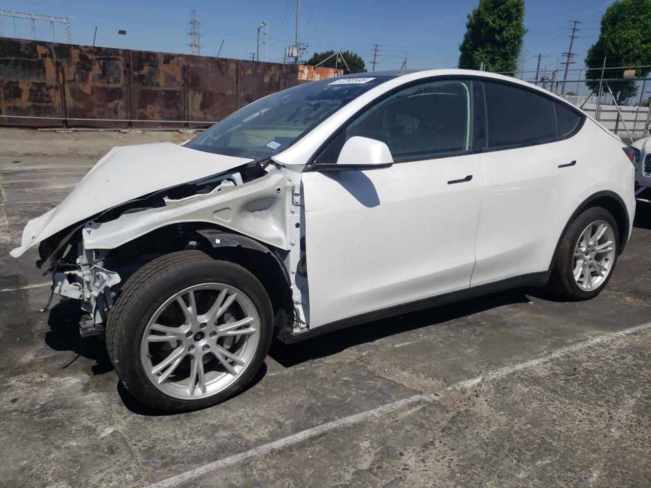 2022 Tesla Model Y na sprzedaż w Wilmington, CA - Front End