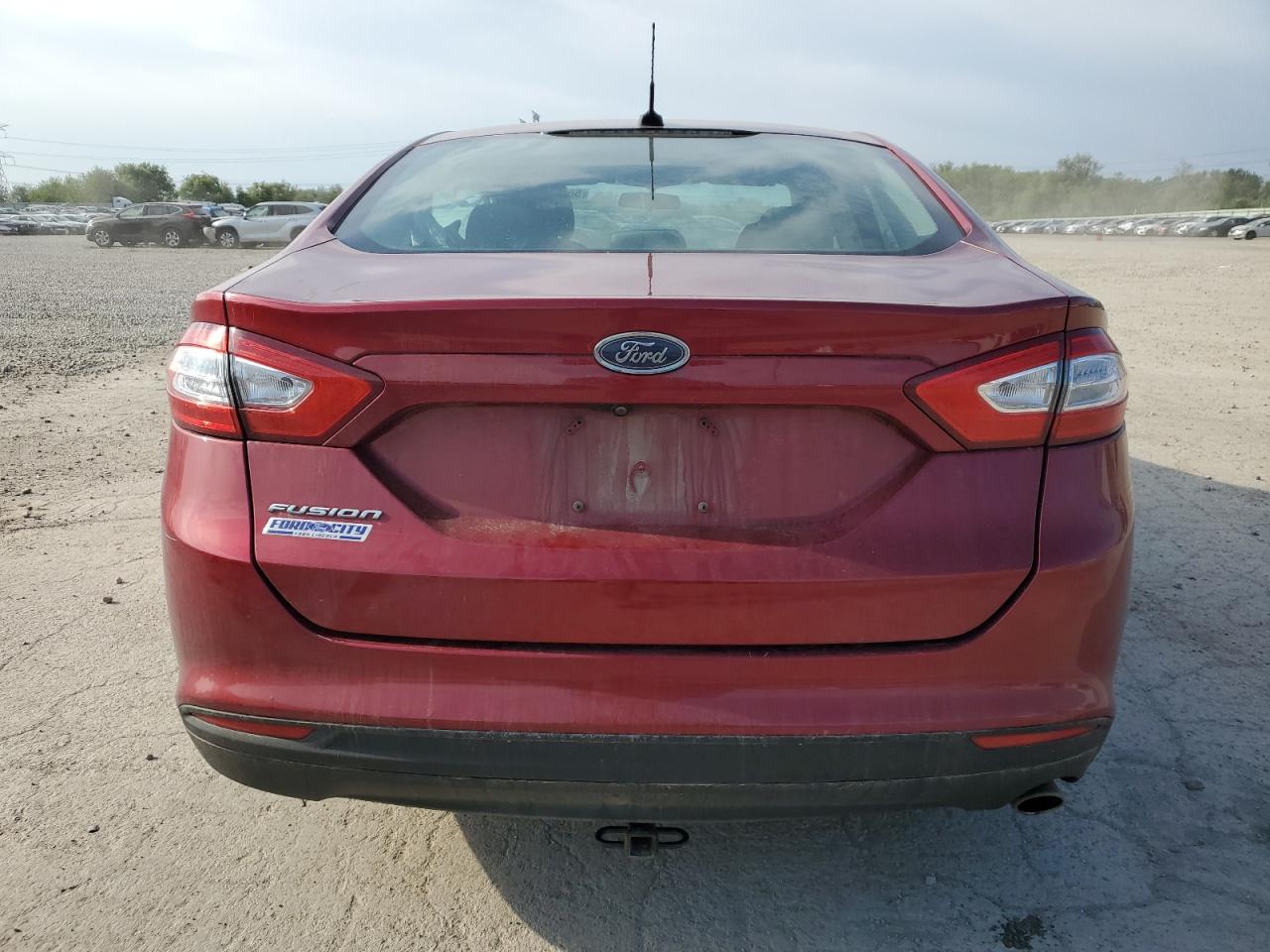 2015 Ford Fusion S VIN: 3FA6P0G78FR180013 Lot: 56060095