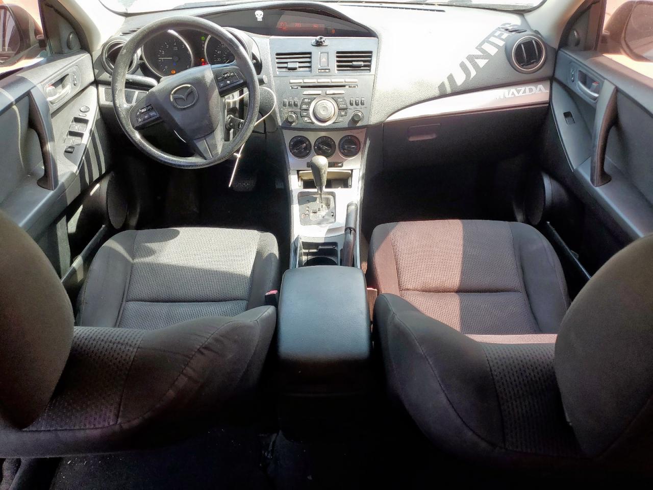 2011 Mazda 3 I VIN: JM1BL1VG2B1367488 Lot: 56121955