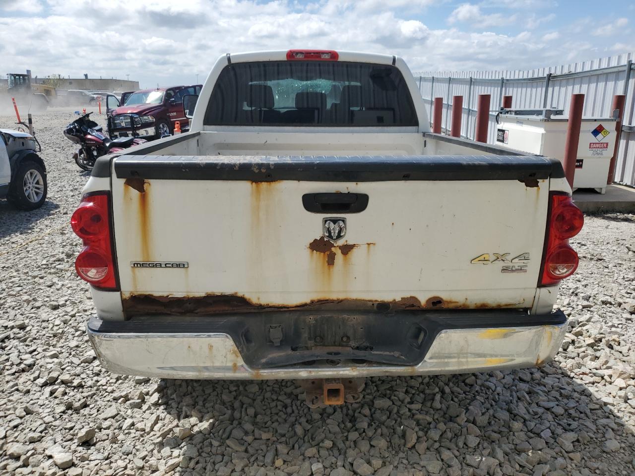 2007 Dodge Ram 1500 VIN: 3D7KS19D07G843786 Lot: 56903235