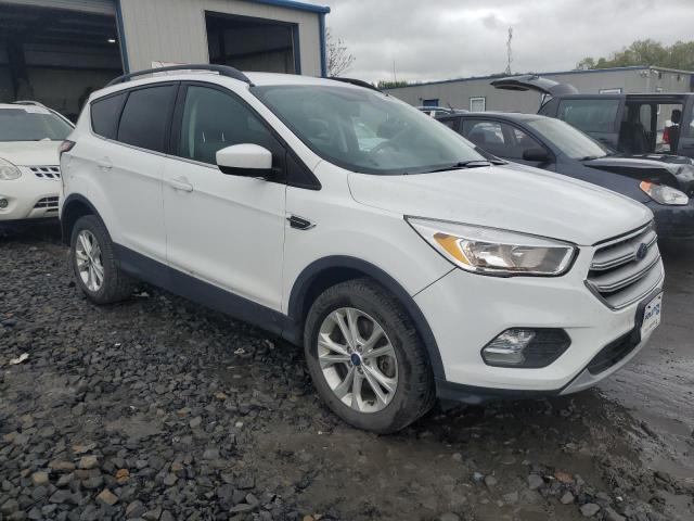  FORD ESCAPE 2018 Biały
