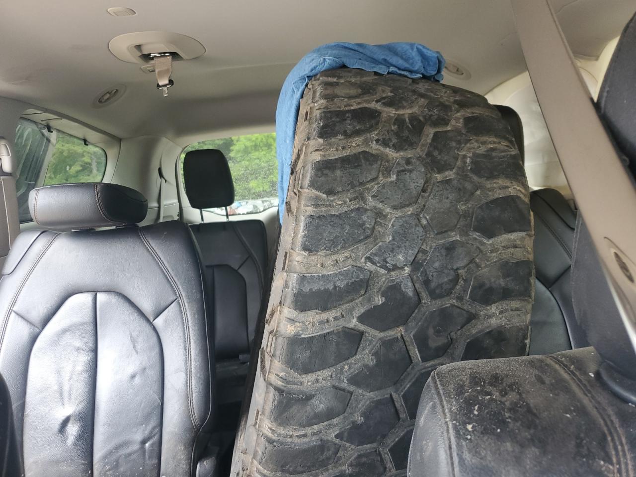 2017 Chrysler Pacifica Touring L VIN: 2C4RC1BG3HR542192 Lot: 63761635