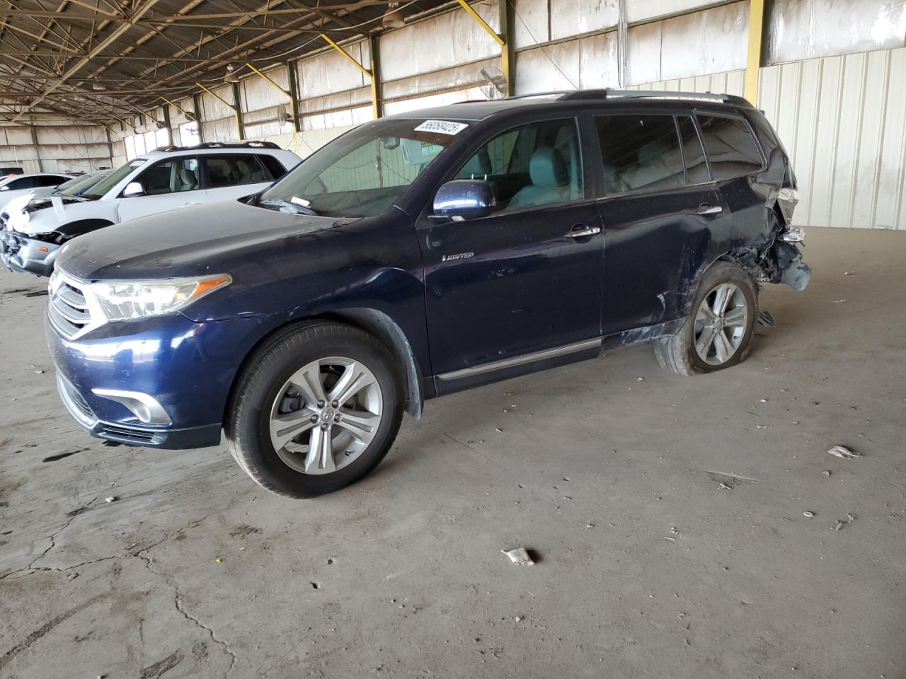 2011 Toyota Highlander Limited for Sale in Phoenix, AZ - Rear End