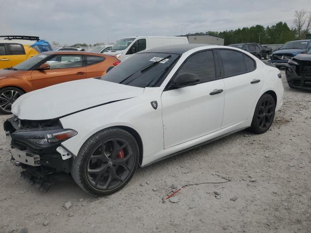  ALFA ROMEO GIULIA 2020 Білий