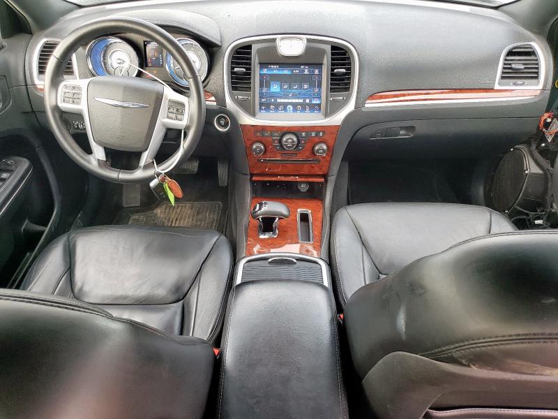  CHRYSLER 300 2013 Silver