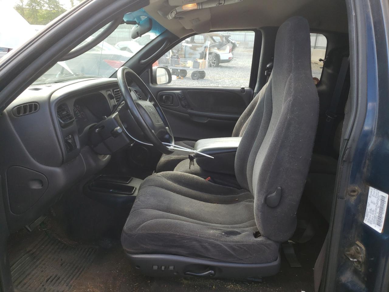2000 Dodge Dakota VIN: 1B7GL22N9YS589138 Lot: 55923555