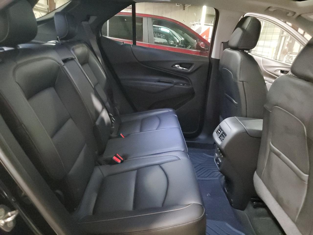 2018 Chevrolet Equinox Premier VIN: 2GNAXVEV6J6227436 Lot: 55113345