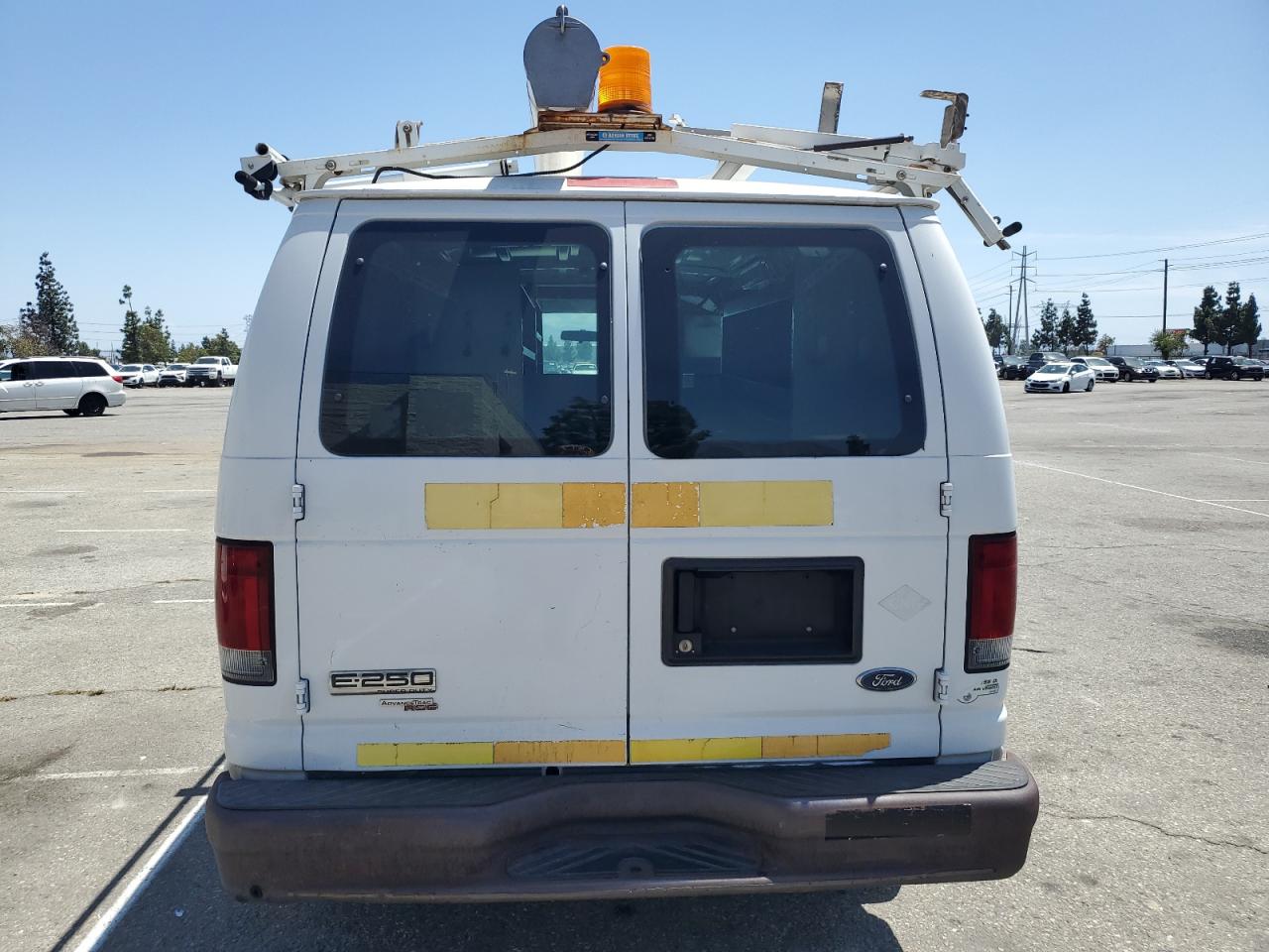 1ftne2el5bda10458 1FTNE2EL5BDA10458 2011 Ford Econoline E250 Van