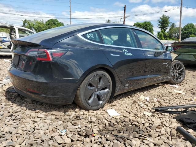  TESLA MODEL 3 2019 Черный