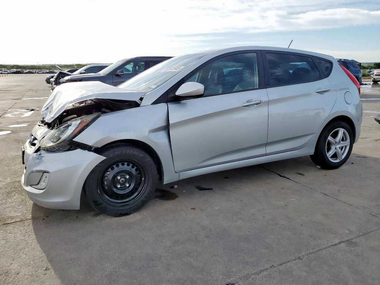 2012 Hyundai Accent Gls for Sale in Grand Prairie, TX - Front End