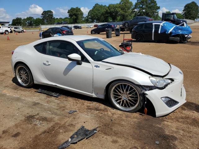  TOYOTA SCION 2013 Biały