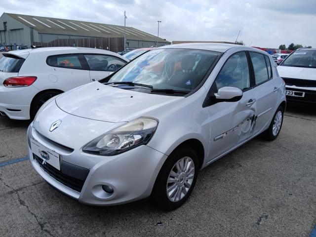 RENAULT CLIO I-MUS 2011