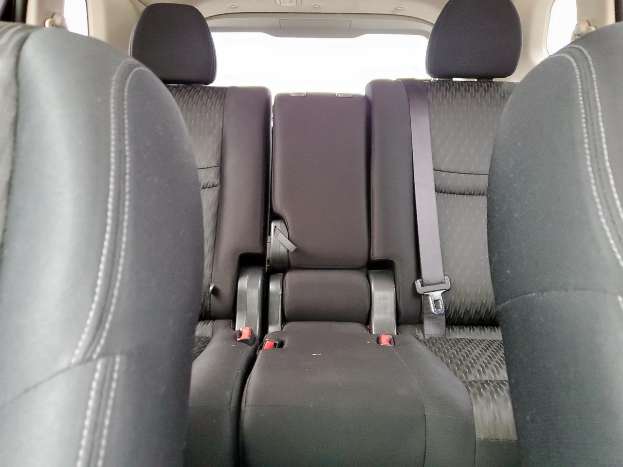 JN8AT2MV2HW265898 NISSAN ROGUE 2017