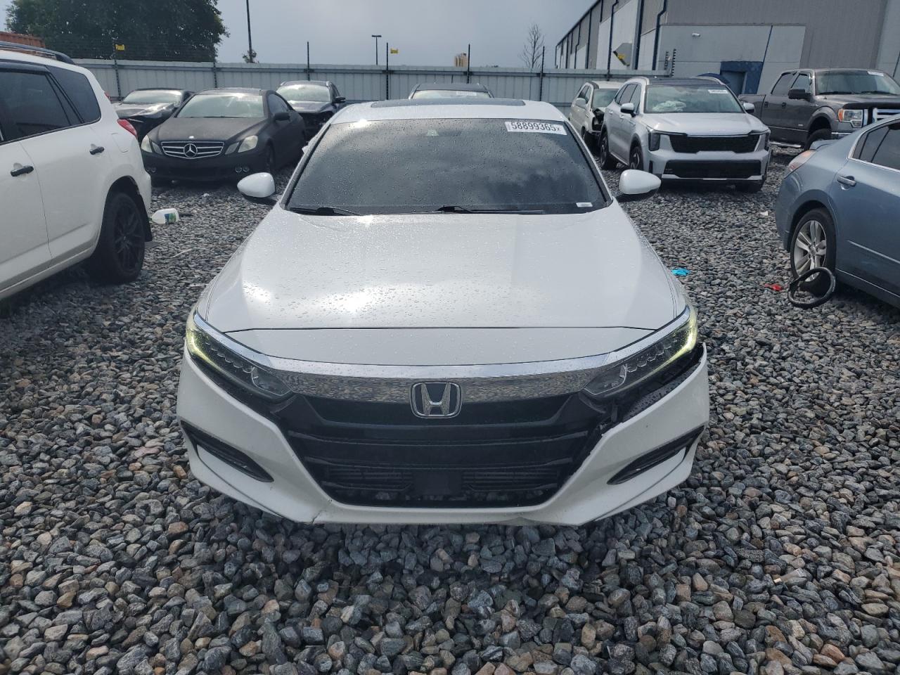 1HGCV1F58JA079728 HONDA ACCORD 2018