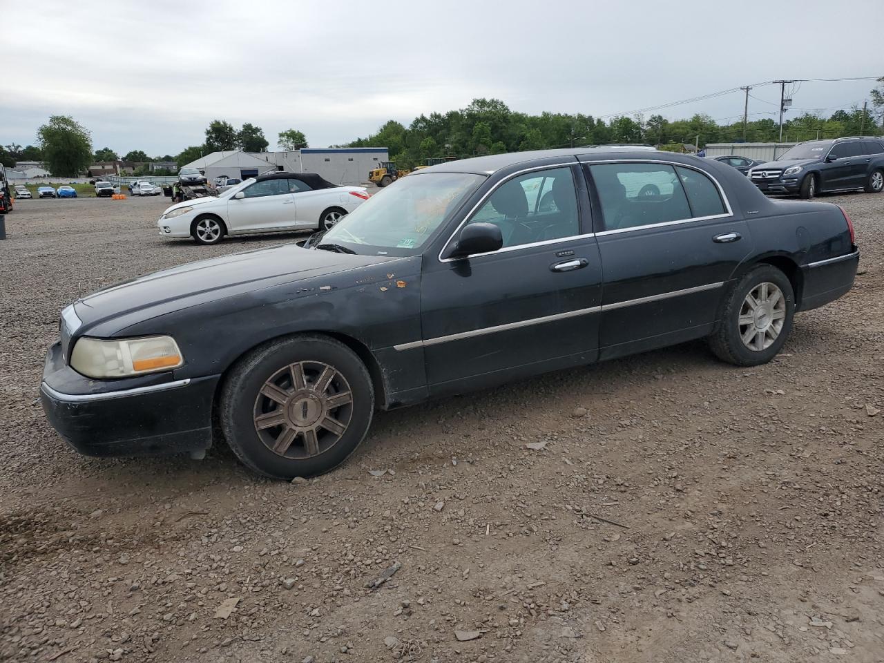 Hillsborough, NJ에서 판매 중인 2011 Lincoln Town Car Executive L - Rear End