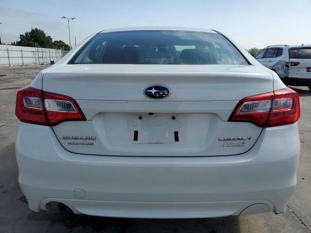  SUBARU LEGACY 2016 Biały