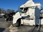 2004 Volvo Vn Vnl de vânzare în Pennsburg, PA - All Over