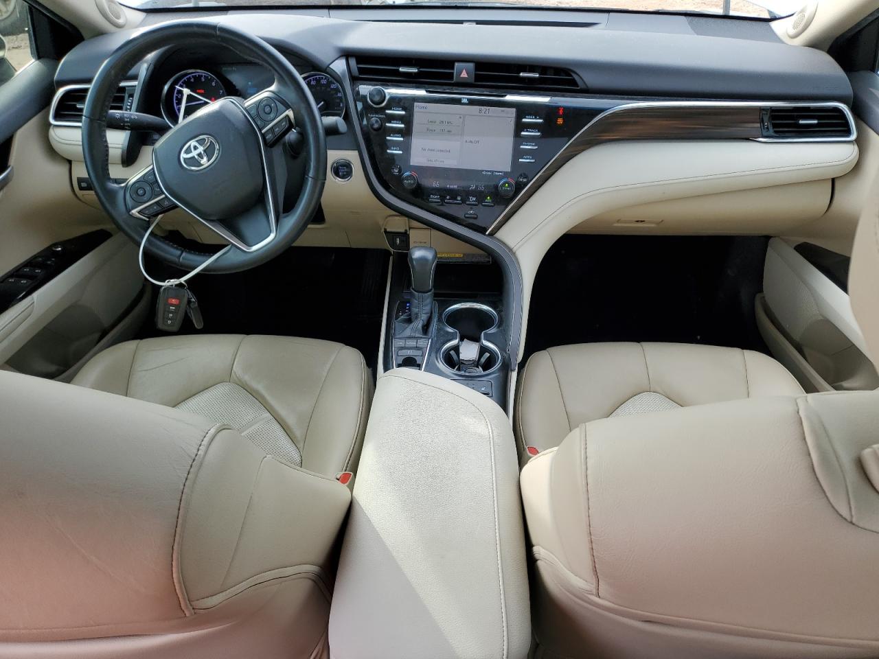 4T1BZ1HK8JU018116 TOYOTA CAMRY 2018