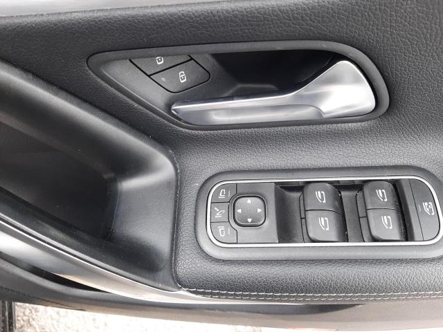 2019 MERCEDES BENZ CLA 220 AM
