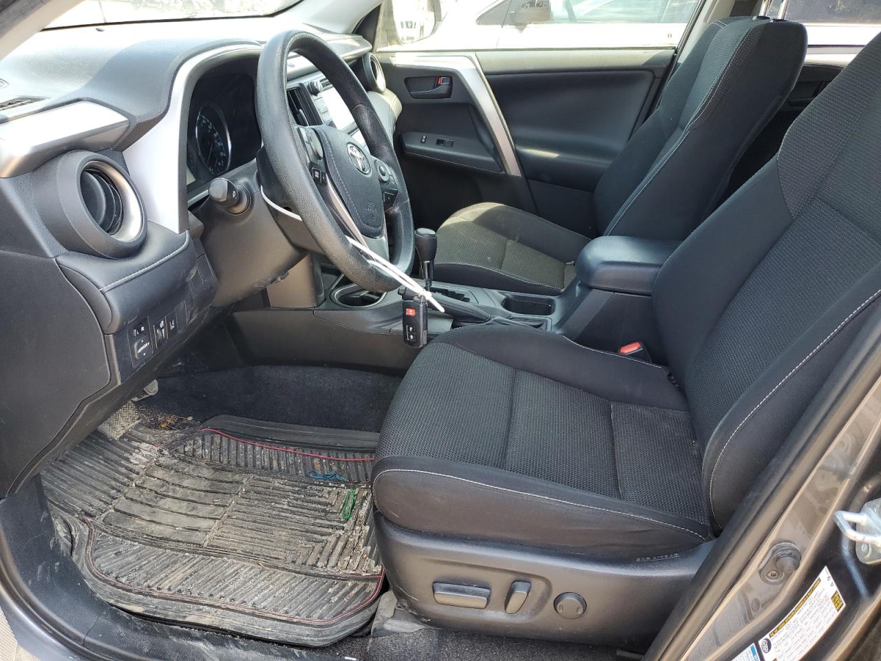 JTMRJREV0HD139000 TOYOTA RAV4 2017