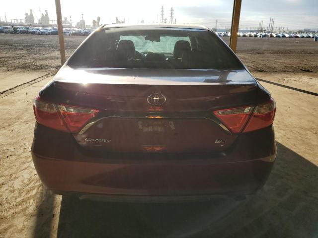  TOYOTA CAMRY 2016 Красный
