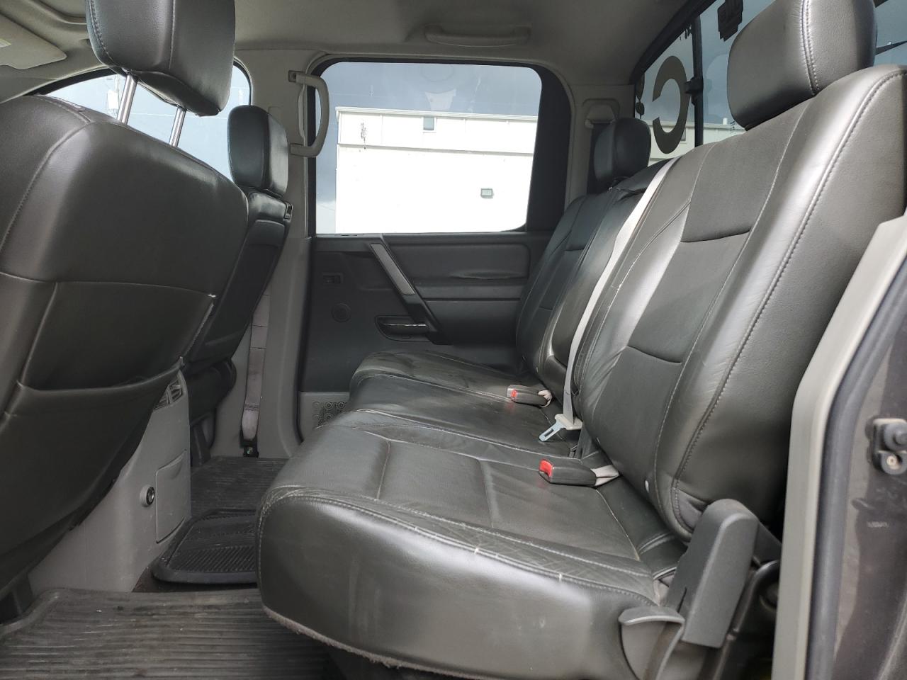 2004 Nissan Titan Xe VIN: 1N6AA07A74N533257 Lot: 57057055