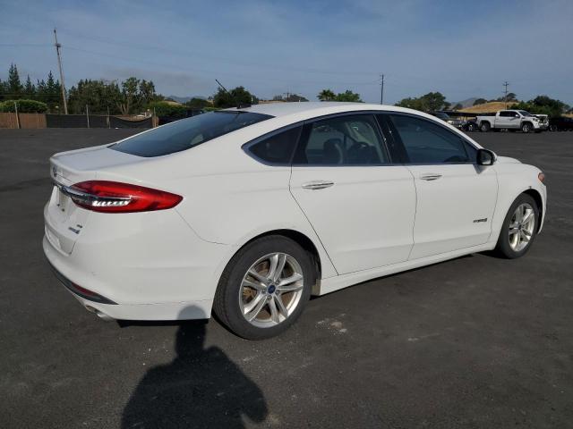  FORD FUSION 2018 Белый