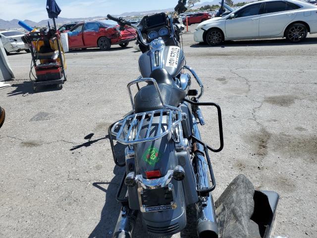  HARLEY-DAVIDSON FL 2021 Сріблястий