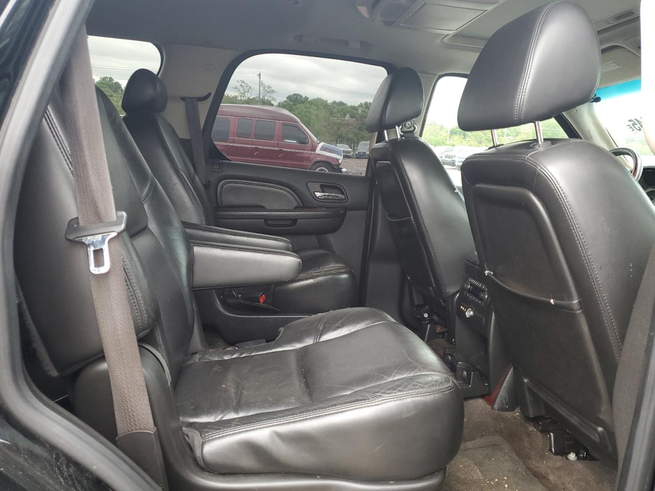 2009 Cadillac Escalade Luxury VIN: 1GYFK23269R176860 Lot: 56474445