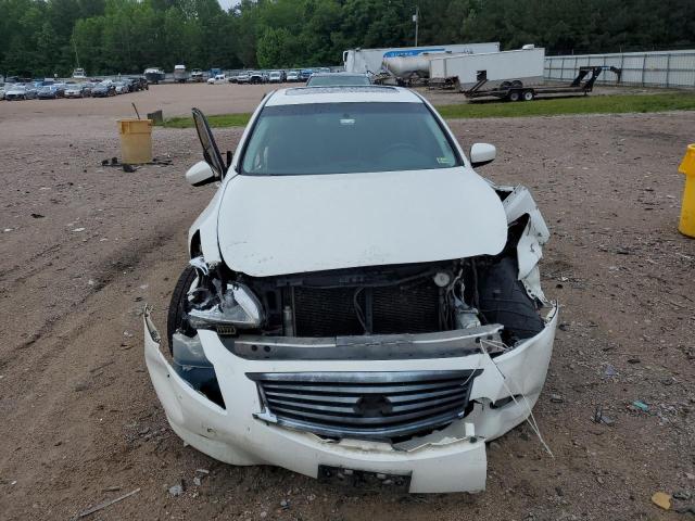  INFINITI G37 2013 White