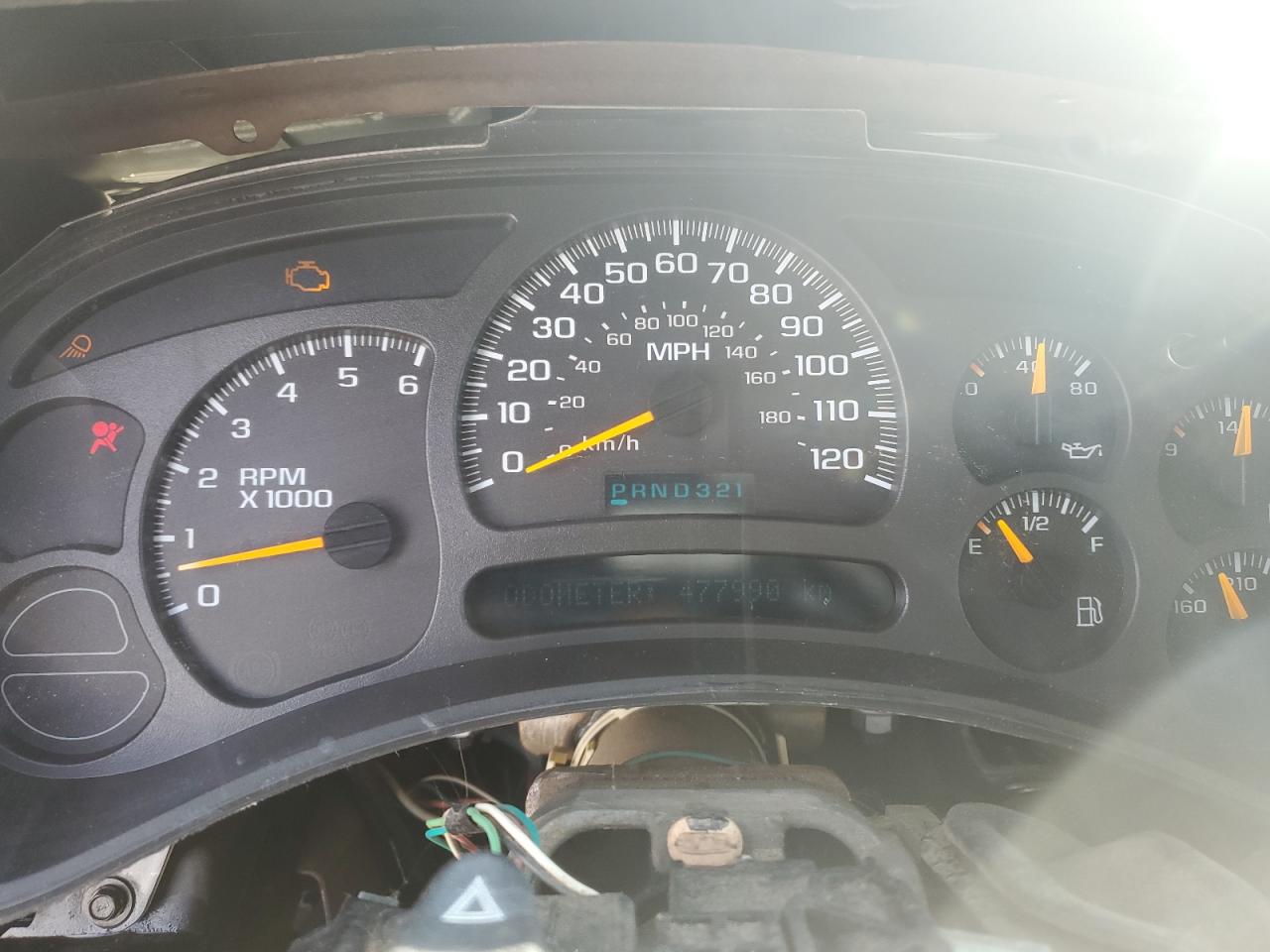 2004 Chevrolet Silverado C1500 VIN: 2GCEC19V441301057 Lot: 58811245