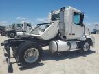 2007 Volvo Vnl Semi Truck for Sale in Homestead, FL - Front End