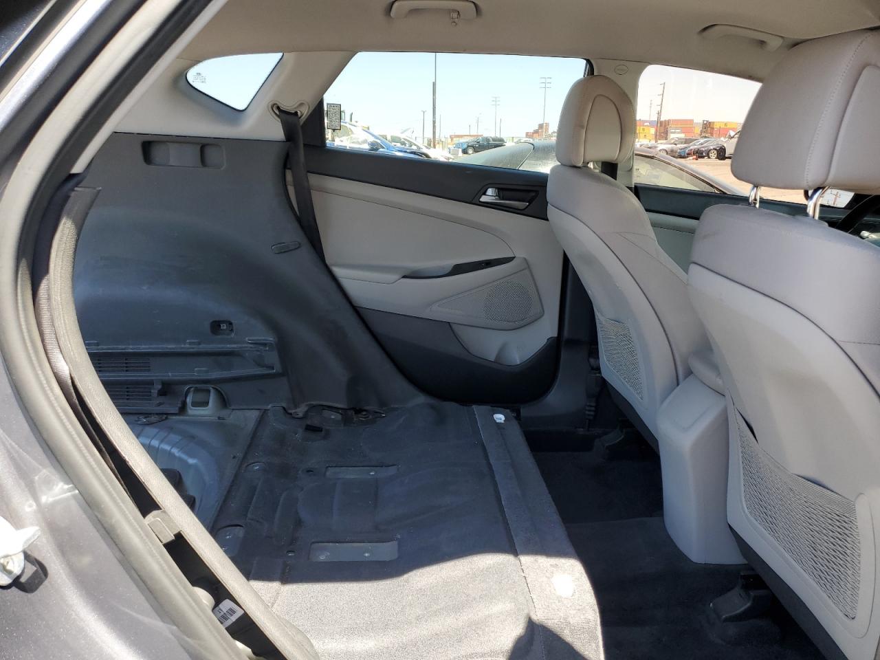 2016 Hyundai Tucson Se VIN: KM8J23A40GU231125 Lot: 56613845