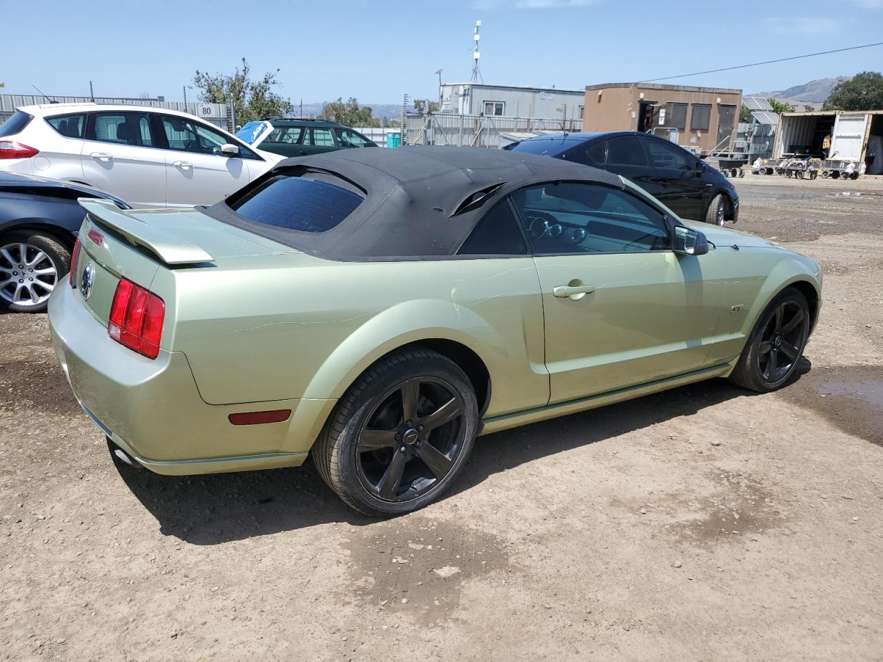2005 Ford Mustang Gt VIN: 1ZVFT85H455171517 Lot: 57347985