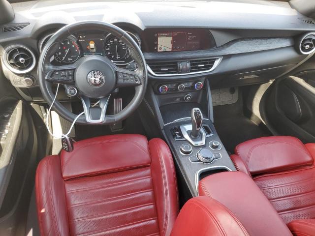  ALFA ROMEO STELVIO 2022 Чорний