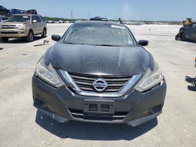 Sedans NISSAN ALTIMA 2016 Czarny