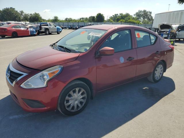 NISSAN VERSA 2019 Червоний