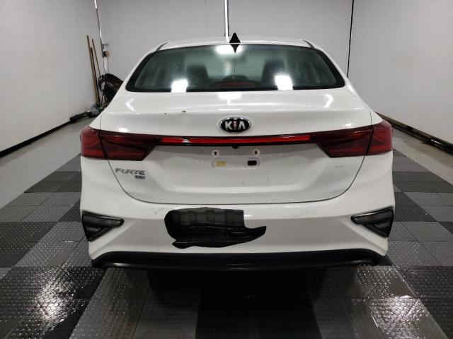  KIA FORTE 2021 Biały