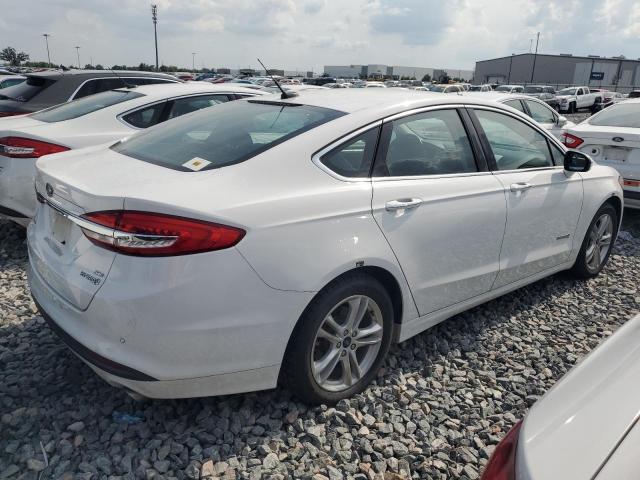  FORD FUSION 2018 Белый