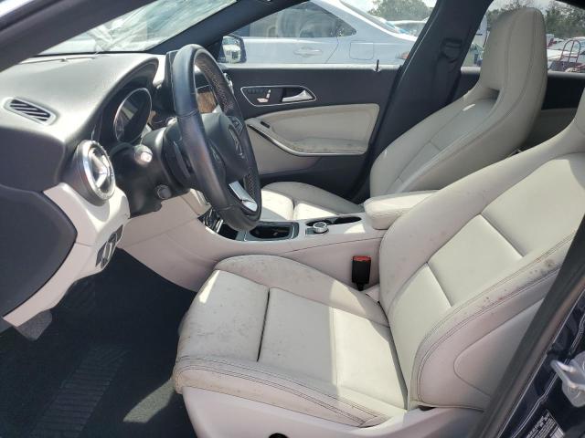  MERCEDES-BENZ CLA-CLASS 2018 Granatowy