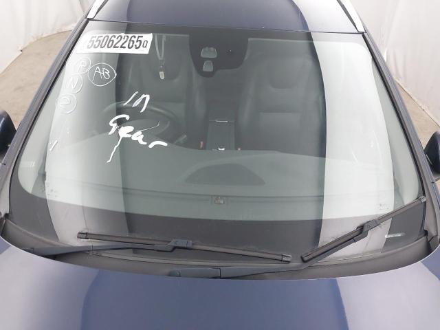 2014 VOLVO V60 SE LUX