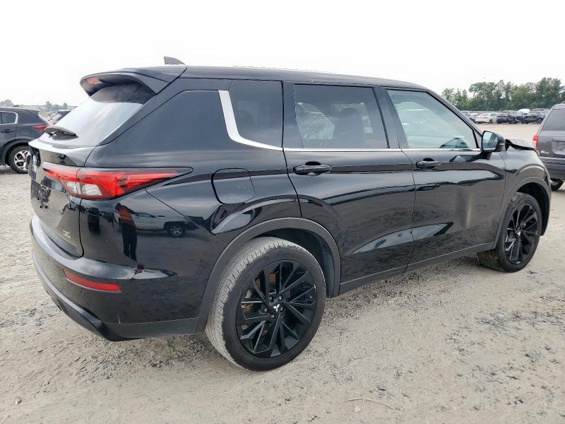  MITSUBISHI OUTLANDER 2024 Czarny