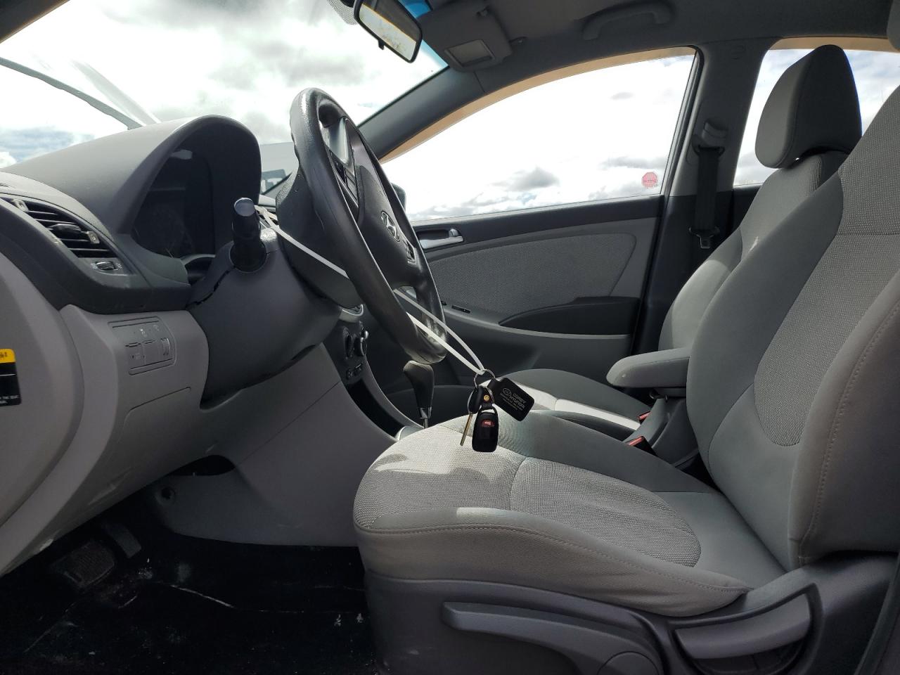 2013 Hyundai Accent Gls VIN: KMHCT4AE4DU439752 Lot: 57075855