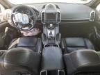 2013 Porsche Cayenne  იყიდება Elgin-ში, IL - Front End