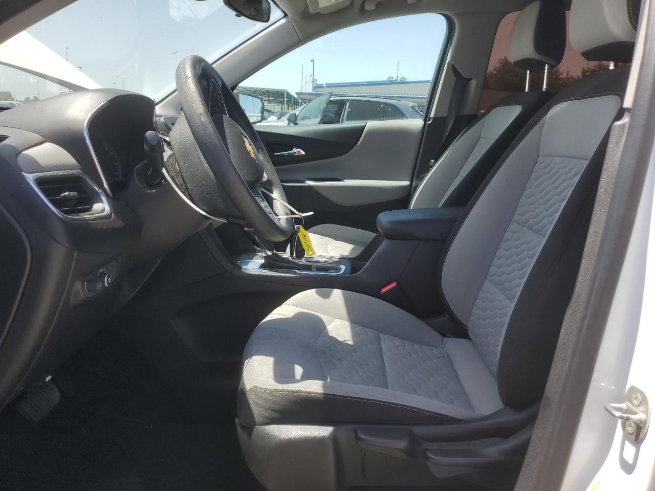 2GNAXHEV2J6282340 CHEVROLET EQUINOX 2018