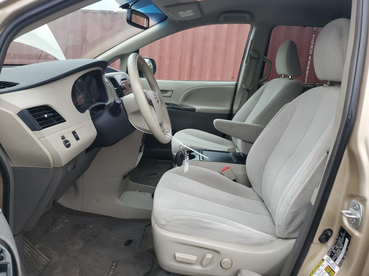 2013 Toyota Sienna Le VIN: 5TDKK3DC8DS365960 Lot: 56732305