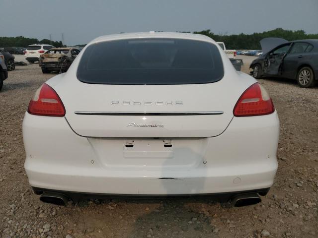Sedans PORSCHE PANAMERA 2012 White