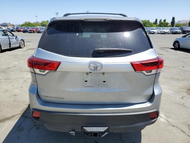  TOYOTA HIGHLANDER 2019 Серебристый