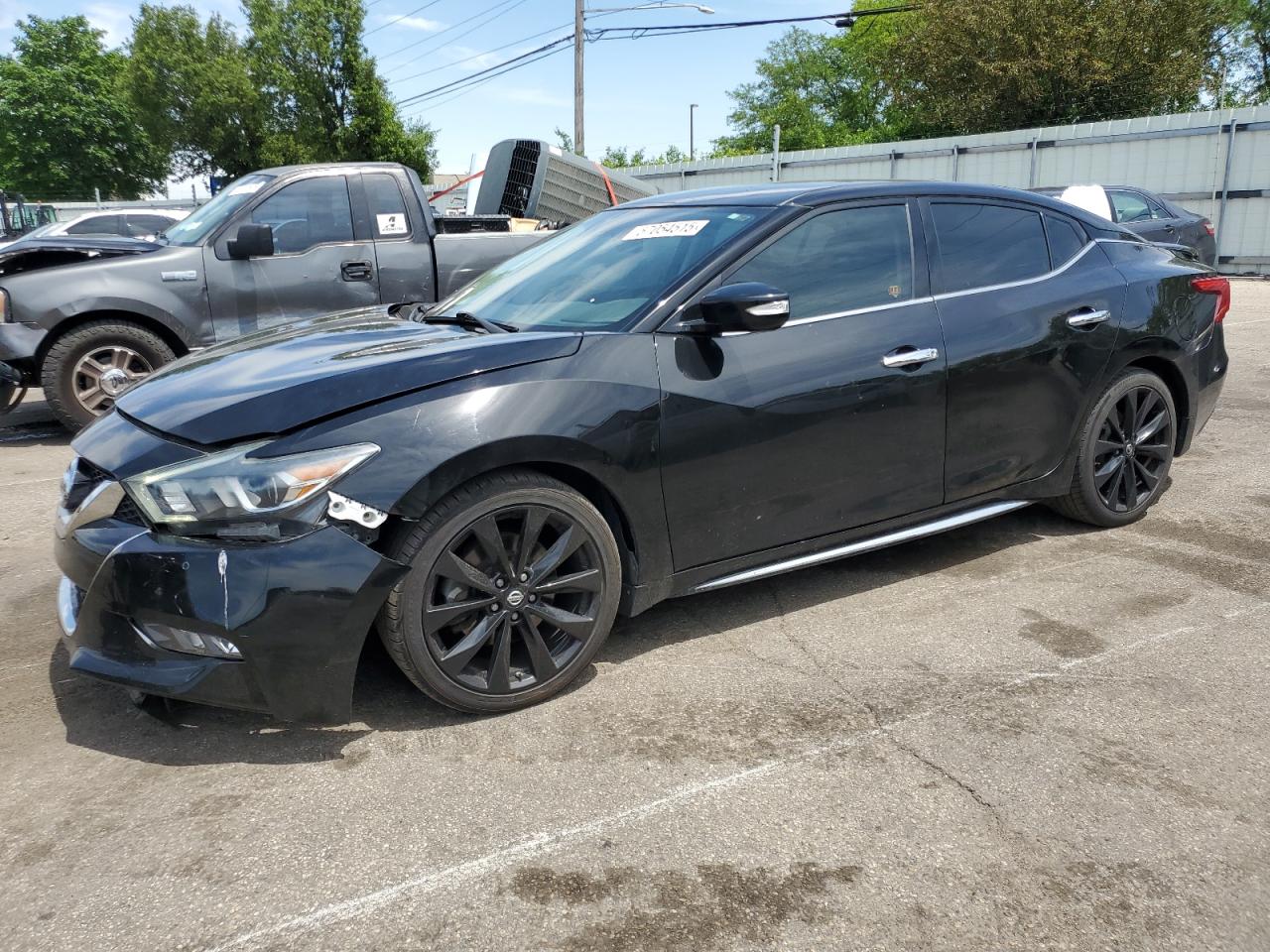 2017 Nissan Maxima 3.5S for Sale in Moraine, OH - Front End